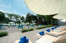 Zen daytime lounge area at Club Med Guilin